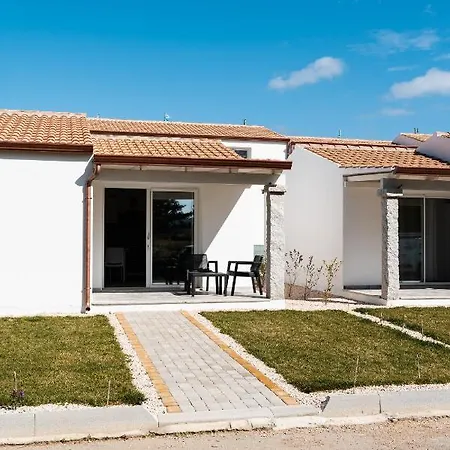 5 * La Caletta