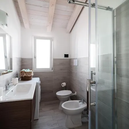 5 * La Caletta